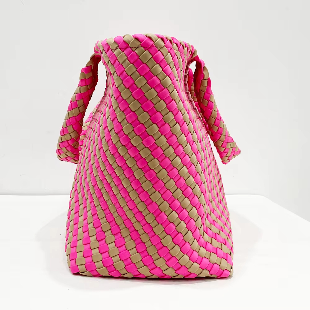 Woven Handbag Fashionable Check Pattern Bag