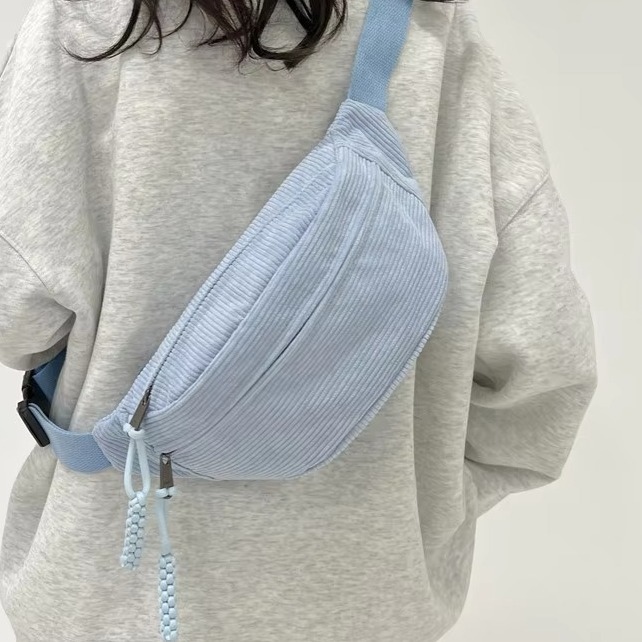  Retro Outdoor Style And Fashionable Bag