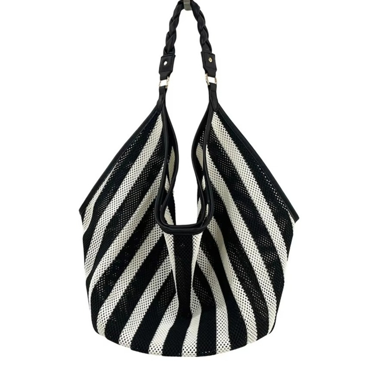  Shoulder Bag with Fashionable Design