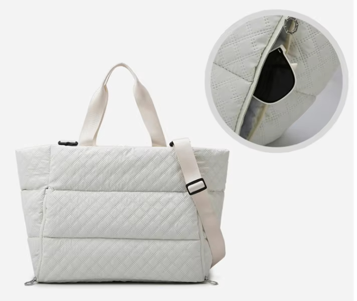  Duffel Bag Lady Style